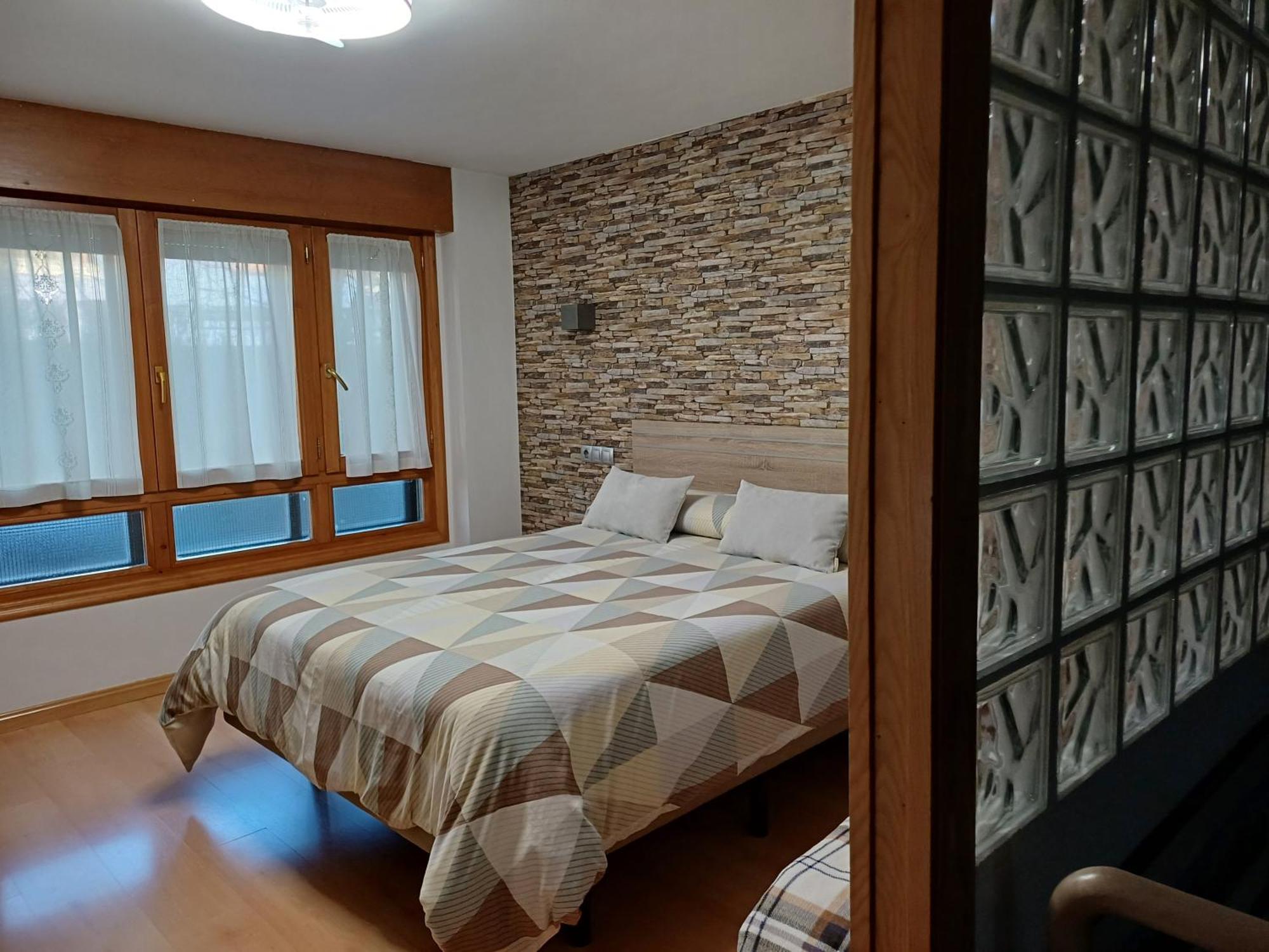 Apartamento Puerta del Pirineo Sabiñánigo Esterno foto