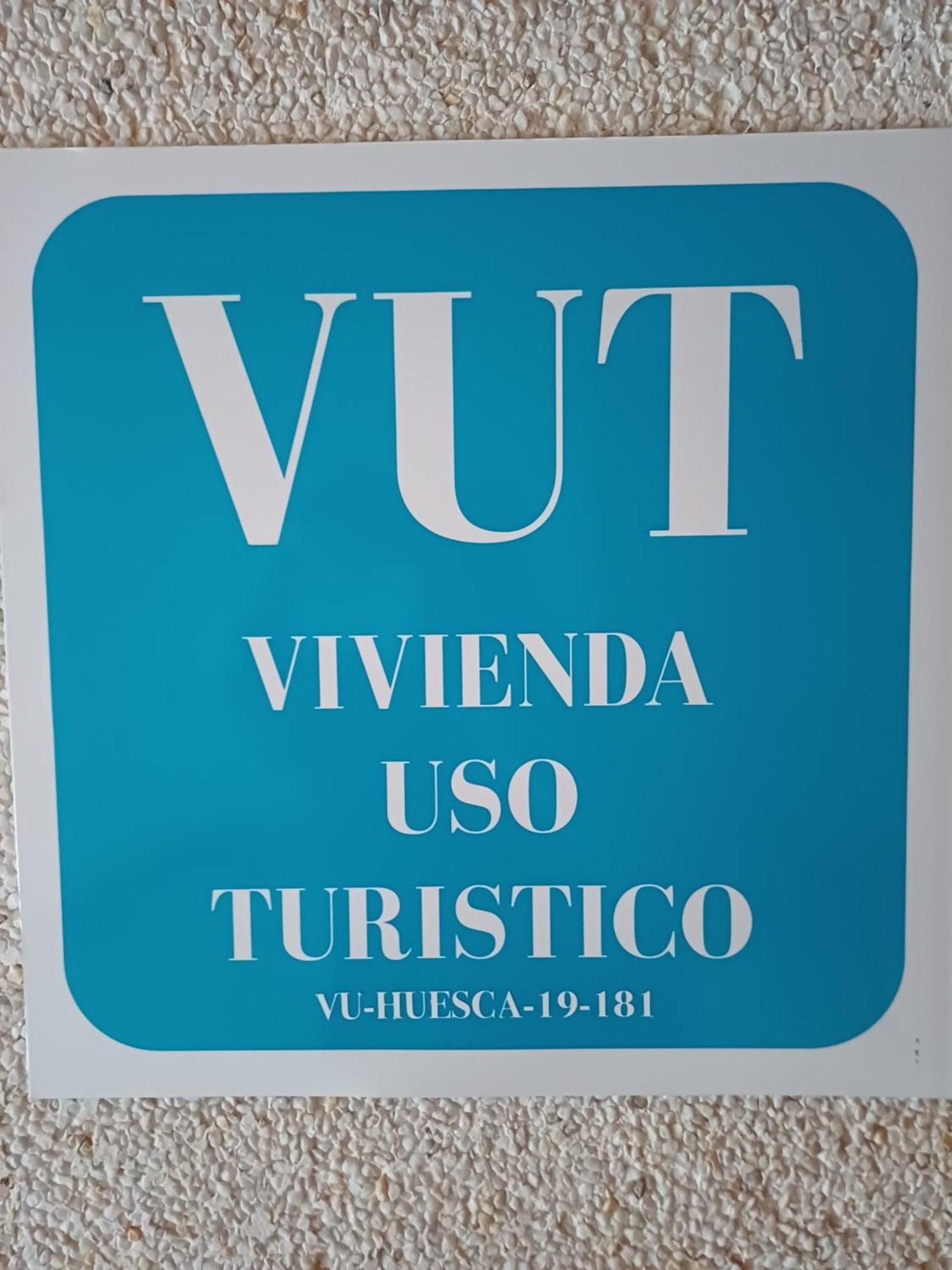 Apartamento Puerta del Pirineo Sabiñánigo Esterno foto