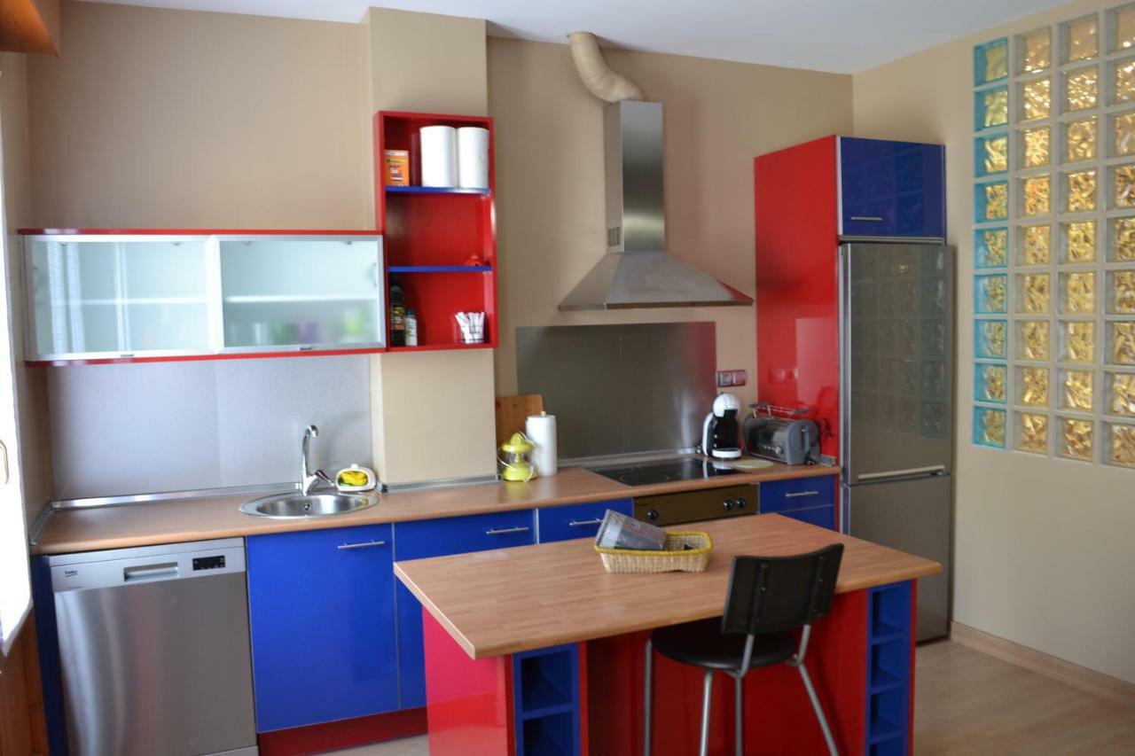Apartamento Puerta del Pirineo Sabiñánigo Esterno foto